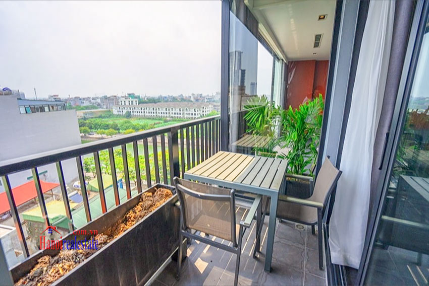 Top floor Duplex 3-bedroom apartment on Trinh Cong Son, lake view 8