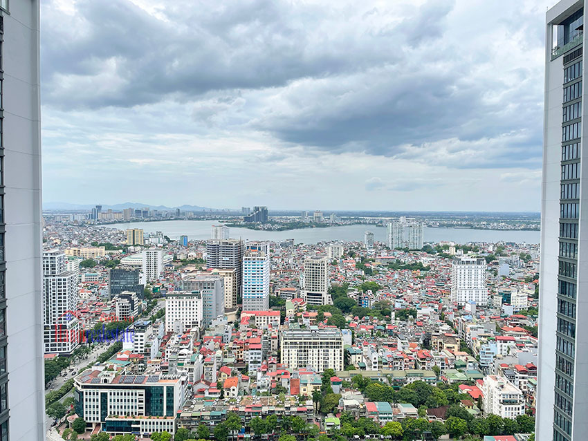 Vinhomes Metropolis Hanoi apartment: 4 bedrooms, West Lake view, Spacious, high-class 4