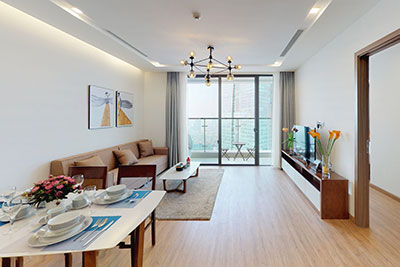 Vinhomes Metropolis: high floor furnished 02 bedroom apartment for rent