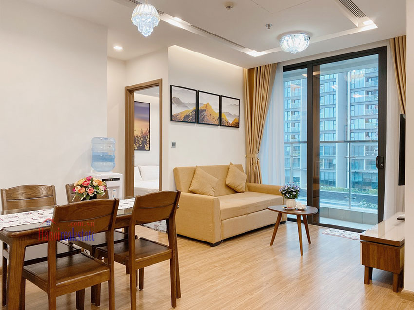 Well presented one bedroom apartment in M1 Tower, Vinhomes Metropolis 2