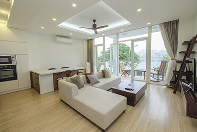 Westlake view 2-bedroom apartment on Quang An