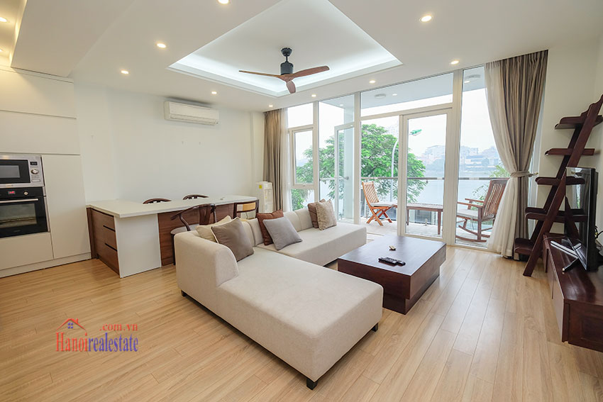 Westlake view 2-bedroom apartment on Quang An 1