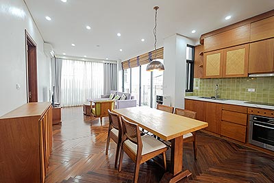 Westlake view apartment with 02 bedrooms, in Quang An with cheap price