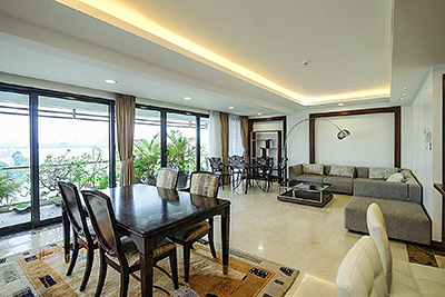 Wonderful Westlake view apartment for rent in Xuan Dieu, 03 beds